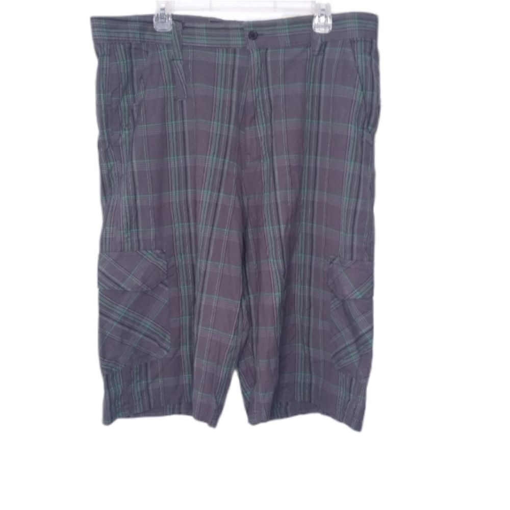 Men's Plaid Cargo Shorts in Purple
